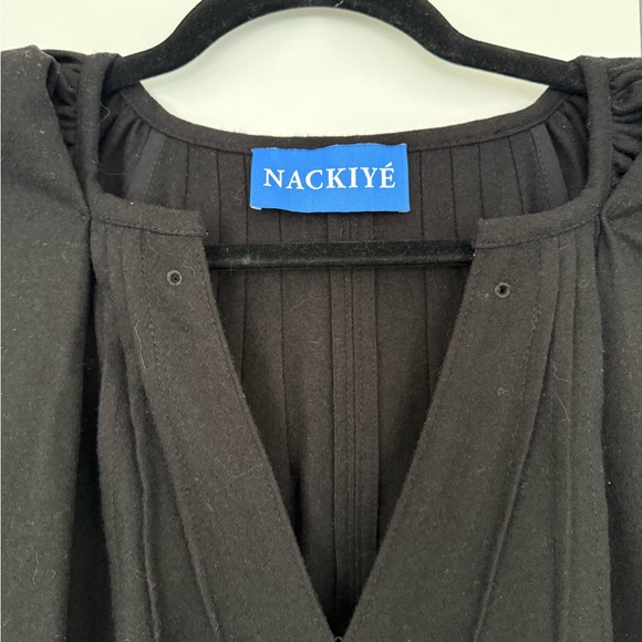 NACKIYE Grand Bazaar 100% Wool Top / Blouse in Noir - Picture 2 of 4